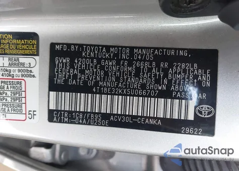 2005 Toyota Camry Le z USA, uszkodzony, nr VIN 4T1BE32KX5U066707